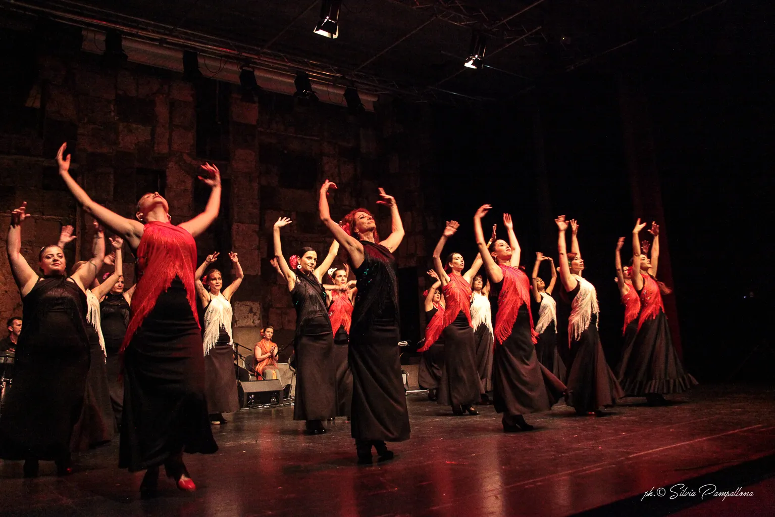 Ballerini di flamenco al Mosaico Danza
