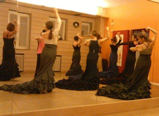 Allieve dei corsi di flamenco